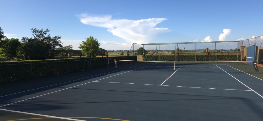 5 Bedroom Property for Sale in Grimbeeck Park North West